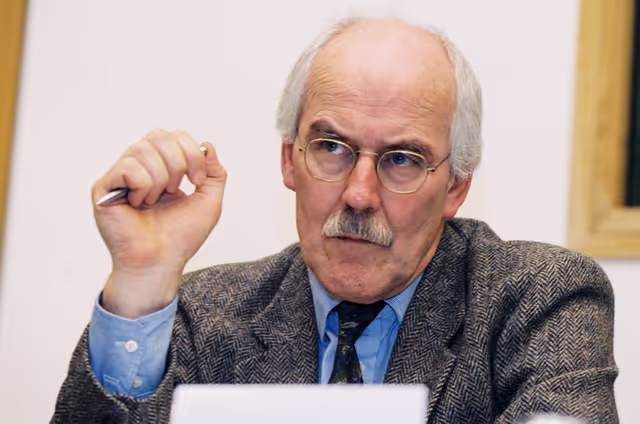 Foto 12: Public Hearing:  China and the EU arms embargo: Time to lift the embargo ?