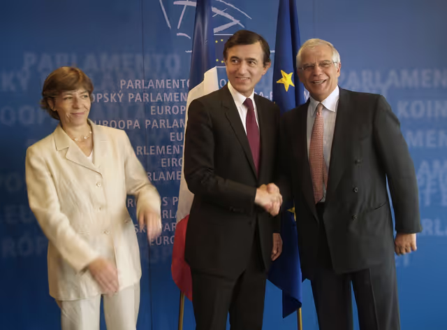 Fotografi 8: EP President meets with the French Minister for Foreign Affairs and with the Minister for European Affairs.