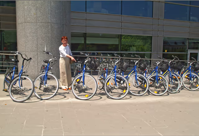 Φωτογραφία 3: Bicycle service at the EP in Brussels.