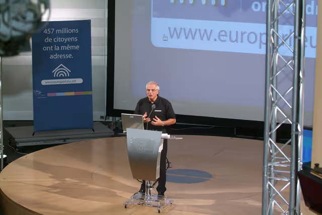 Fotografia 17: Launch of the new EP website.