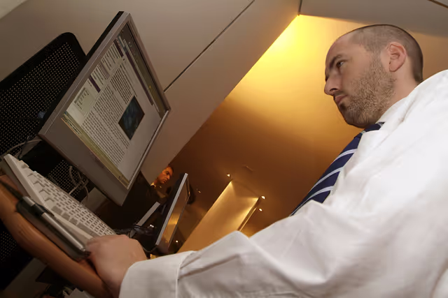 Fotografia 22: Launch of the new EP website.