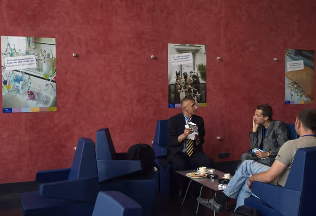 Fotografia 39: Launch of the new EP website.