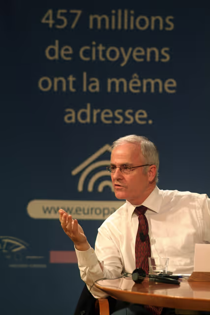 Fotografia 30: Launch of the new EP website.