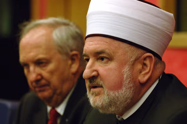 Fotografia 1: Meeting with the Head of the Islamic Community in Bosnia.
