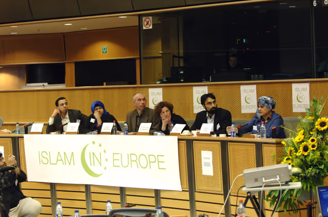 Fotografia 10: Meeting on Islam in Europe