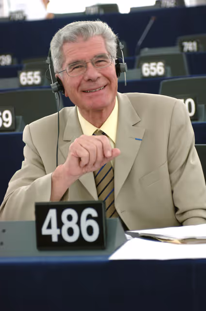 Nuotrauka 5: MEP Jean Marie BEAUPUY speaks in plenary session in Strasbourg