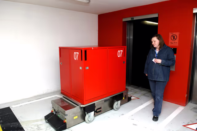 Fotografie 5: Tunnel linking the LOW and the WIC buildings under the Ill river in Strasbourg
