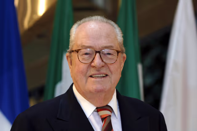 Fotografie 6: Jean-Marie LE PEN at the EP in Strasbourg.