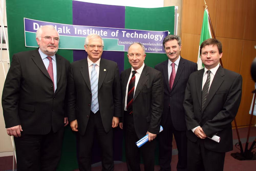 Josep BORRELL FONTELLES, EP President during his official visit to Ireland posing with Pat Colgan CEO Special EU Programmes Body, Dermot Ahern T.D. Minister for Foreign Affairs, Denis Rooney Chairman, International Fund for Ireland and Denis Cummins Director Dundalk Institute of Technology, December 1st, 2006