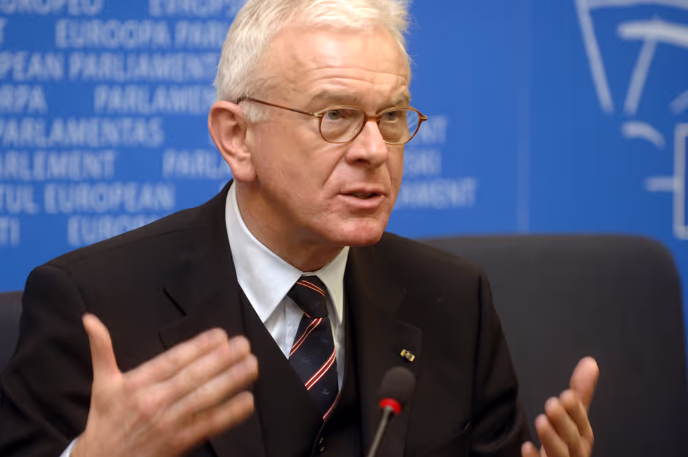 Hans-Gert POETTERING, EP President, holds a press conference in Strasbourg