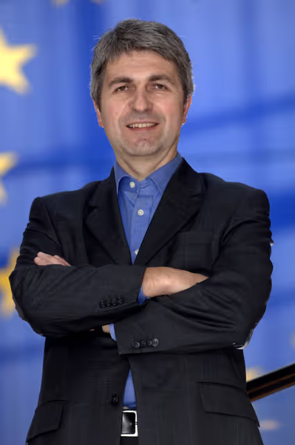 Снимка 1: MEP Ivo BELET in Strasbourg