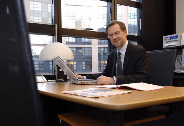 Fotografia 13: MEP Alojz PETERLE in Strasbourg