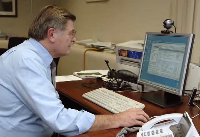 Zdjęcie 11: EP Secretary General Harald ROMER in Brussels
