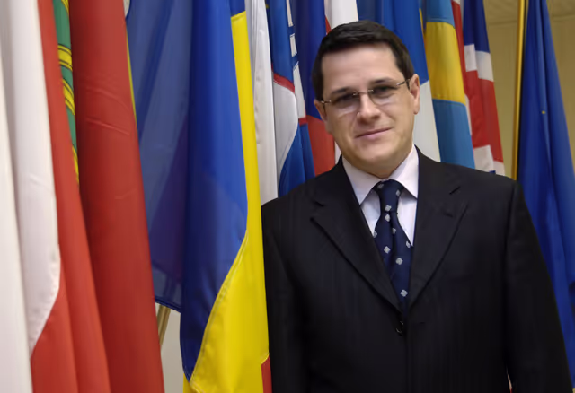 Fotografija 4: MEP Eduard Raul HELLVIG in Brussels