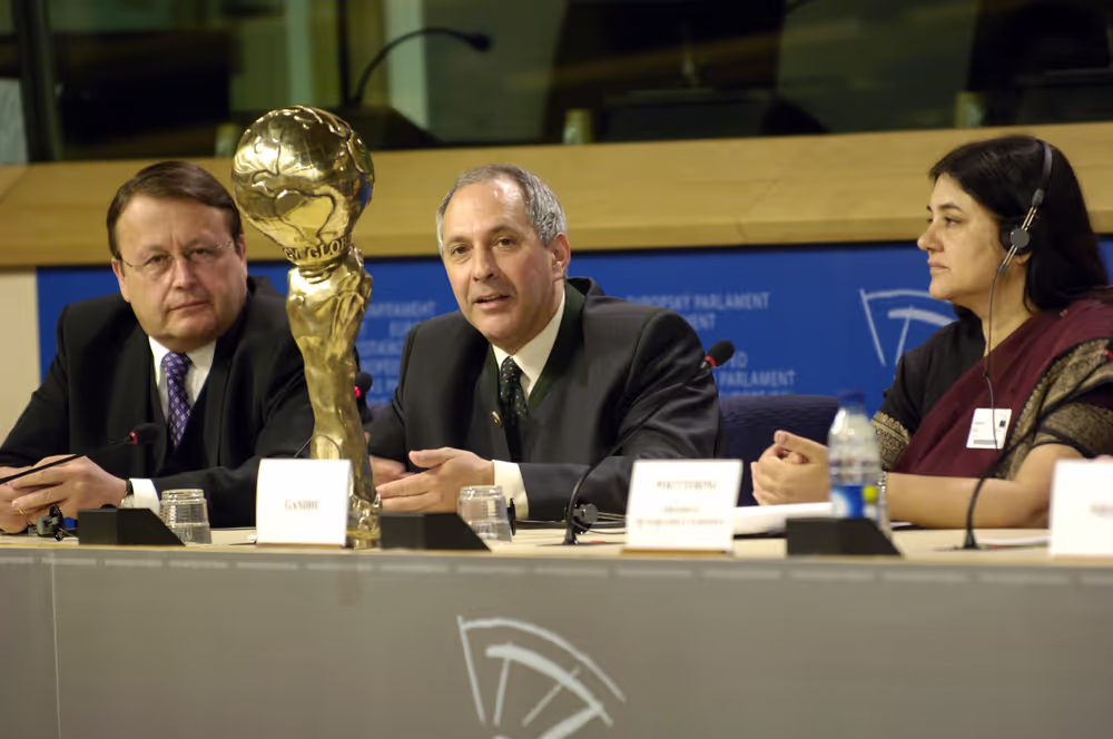 Press conference to present the Energy Globe Award ceremony in Brussels