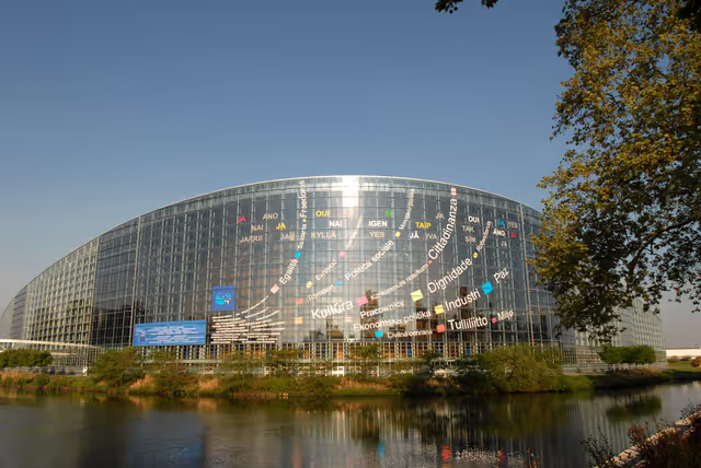 Снимка 22: Outside view on the European Parliament building Louise Weiss in Strasbourg - LOW