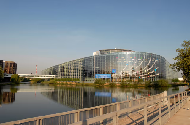 Снимка 21: Outside view on the European Parliament building Louise Weiss in Strasbourg - LOW