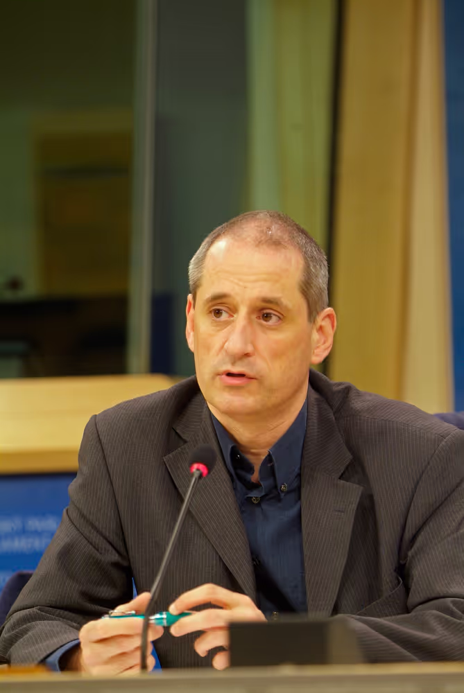 MEP Gerard ONESTA holds a press conference in Brussels