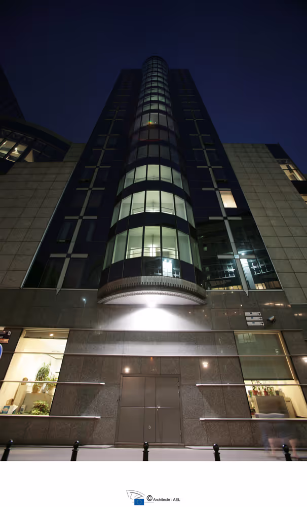 Nighttime view of the EP in Brussels.