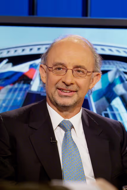 Fotogrāfija 1: Interview with Cristobal MONTORO ROMERO