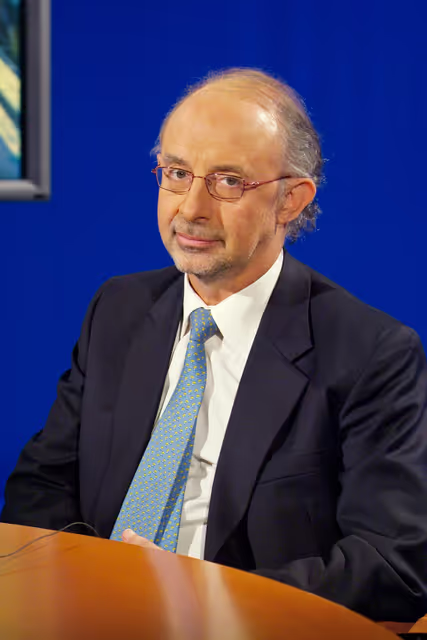 Fotogrāfija 7: Interview with Cristobal MONTORO ROMERO