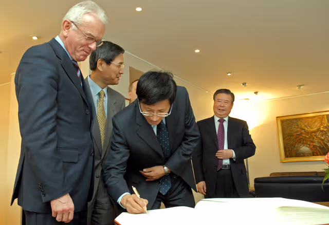 Fotografija 4: EP President meets with the Vice-Minister of the International Department, Central Committee, Communist Party of China, in Brussels