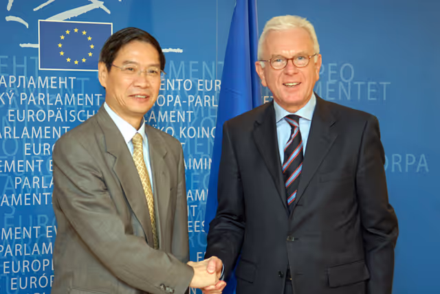 Fotografija 7: EP President meets with the Vice-Minister of the International Department, Central Committee, Communist Party of China, in Brussels