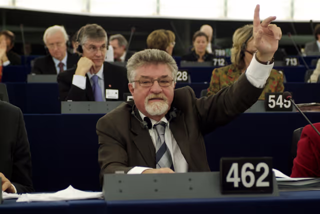 Foto 3: MEP Emanuel Jardim FERNANDES attends a plenary session in Strasbourg