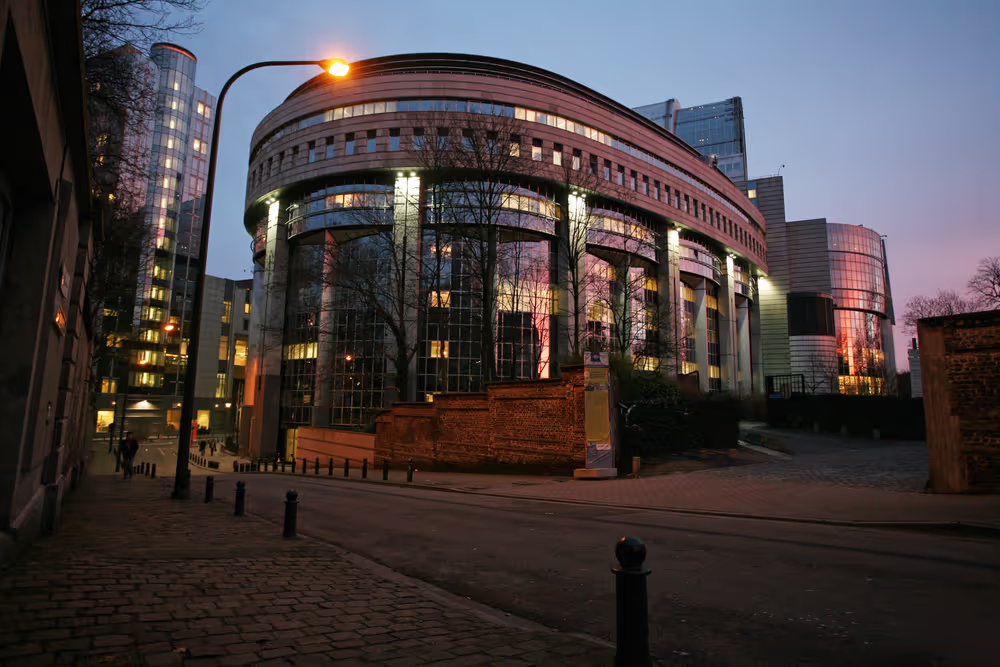 Nighttime view of the EP in Brussels.