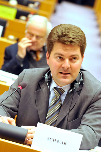 Foto 45: IMCO committee meeting on Towards a European Charter on the Rights of Energy Consumers.