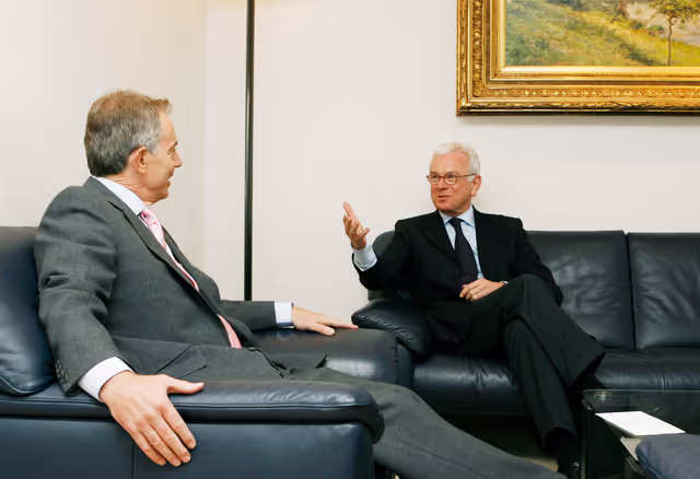 Снимка 12: The EPs new working group on the Middle East will hear from the Quartet representative, the External Relations Commissioner and Norway's Foreign Minister .