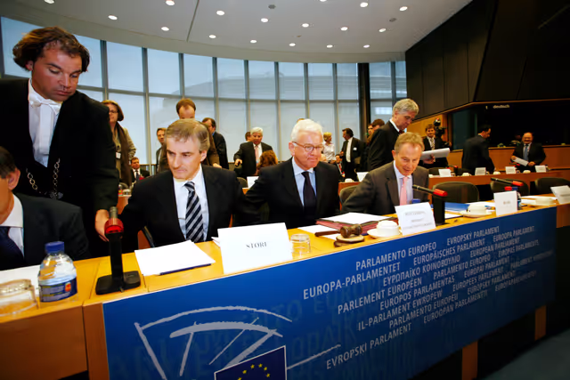 Снимка 22: The EPs new working group on the Middle East will hear from the Quartet representative, the External Relations Commissioner and Norway's Foreign Minister .