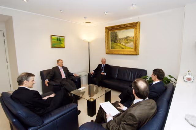 Снимка 5: The EPs new working group on the Middle East will hear from the Quartet representative, the External Relations Commissioner and Norway's Foreign Minister .