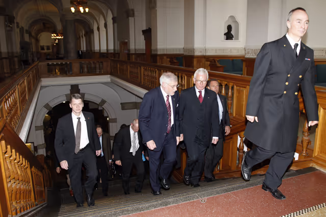 Снимка 40: Hans-Gert POTTERING, EP President, is received by her Majesty the Queen with president of the Folketing Thor PEDERSEN during his official visit to Danemark, Copenhagen, April 1st, 2008...