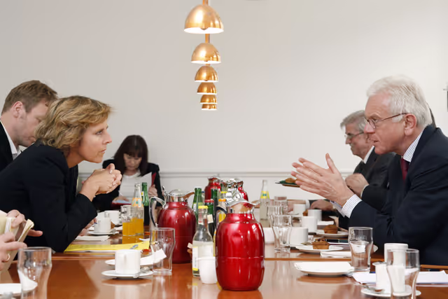 Снимка 50: Hans-Gert POTTERING, EP President, meets with Danis Minister of Environment, Connie HEDEGAARD during his official visit to Danemark, Copenhagen, April 2nd, 2008....