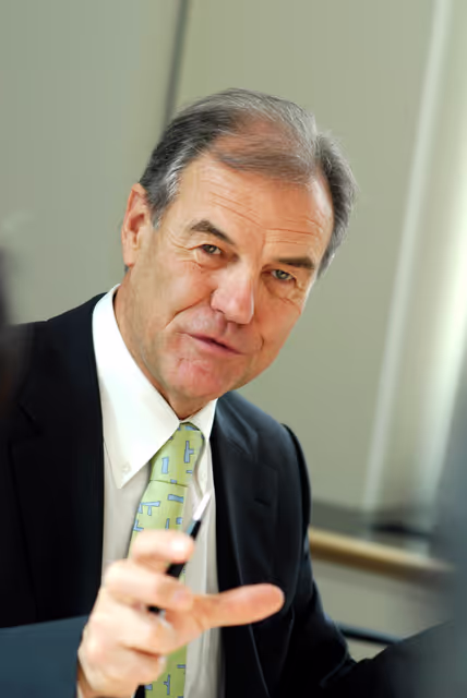 Photo 1: MEP Hubert PIRKER attends an interview in Brussels