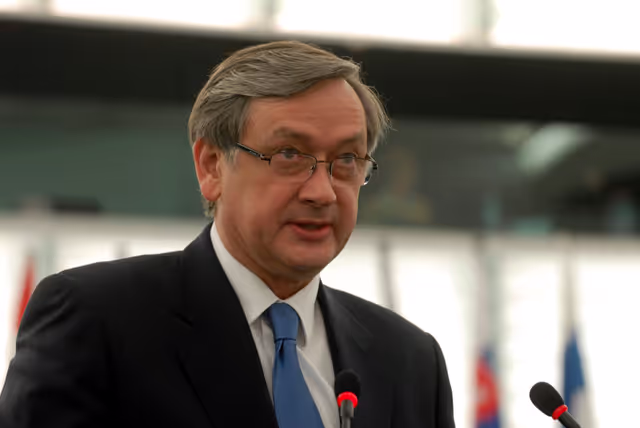 Fotografija 10: Official visit by the President of Slovenia at the EP in Strasbourg - Adress by the President during a formal sitting