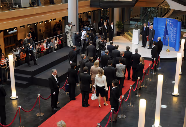 Fotografija 38: Official visit by the President of Slovenia at the EP in Strasbourg - Welcome by EP President