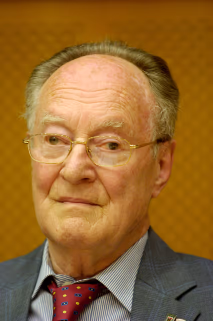 Valokuva 8: ALDE group - Projection of the film: I have never forgotten you (the life and legacy of Simon Wiesenthal)