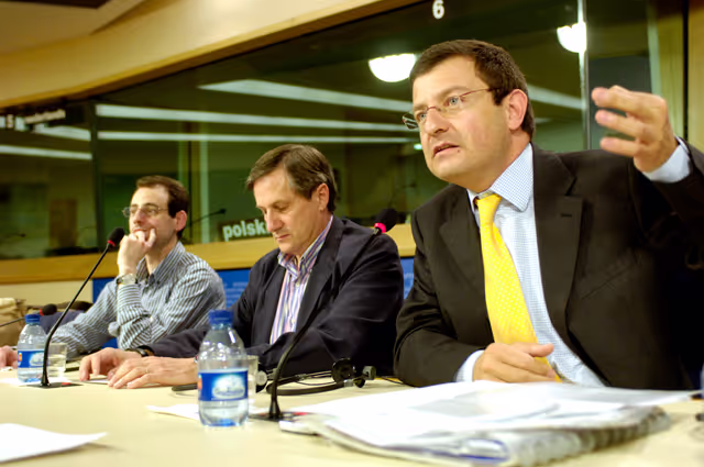 Press conference in Brussels - Citizens‚Äô claims against EU airport security measures