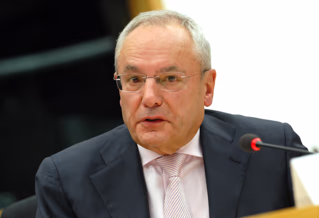 Foto 10: Hearing of the EC Vice-President and Commissioner designate for Justice, Freedom and Security.