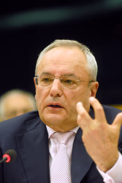 Foto 11: Hearing of the EC Vice-President and Commissioner designate for Justice, Freedom and Security.