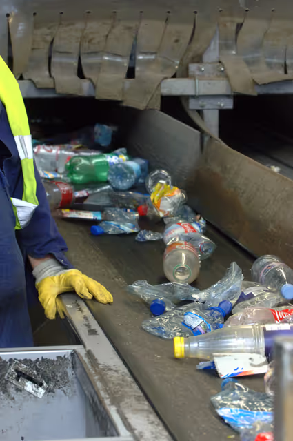 Снимка 5: Recycling industry and waste processing in Strasbourg.