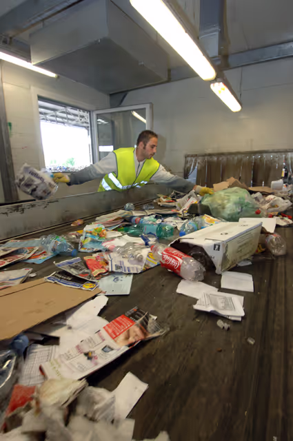 Снимка 20: Recycling industry and waste processing in Strasbourg.