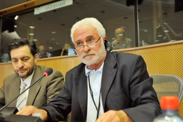 Vincenzo AITA in a meeting at the EP in Brussels