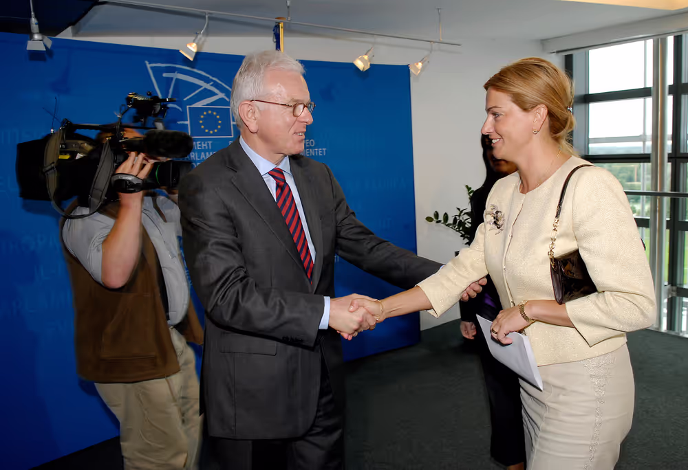 Hans Gert POETTERING, EP President, meets with MEP Monika BENOVA, in Strasbourg