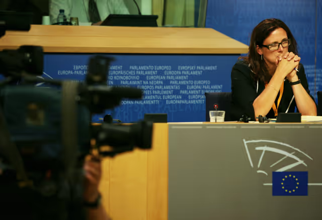 Foto 10: Press conference on the combined programme of the French, Czech and Swedish Presidencies.