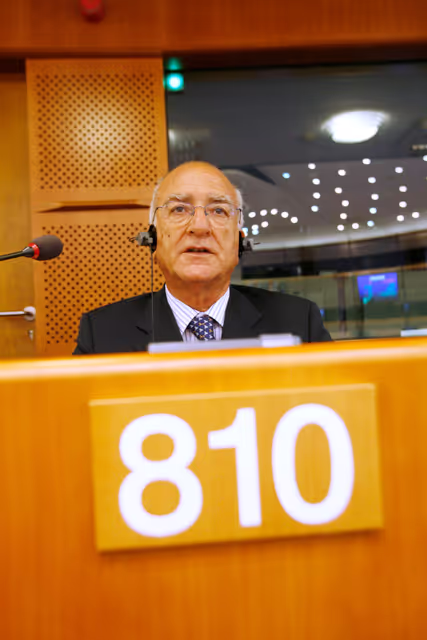 Donato Tommaso VERALDI in plenary session in Brussels.
