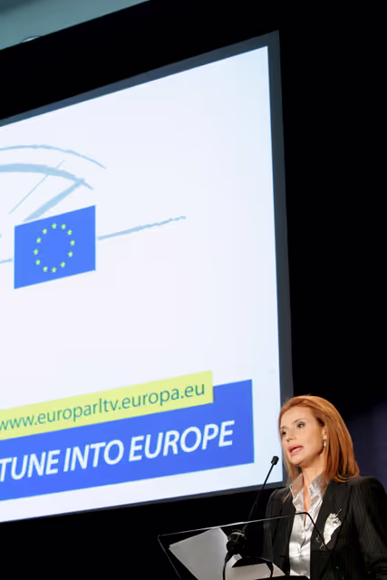 Fotografija 25: Official launch of EuroparlTV: www.europarltv.europa.eu