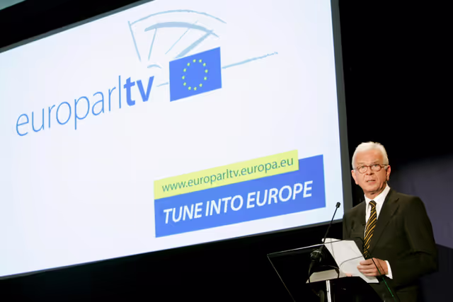 Fotografija 15: Official launch of EuroparlTV: www.europarltv.europa.eu